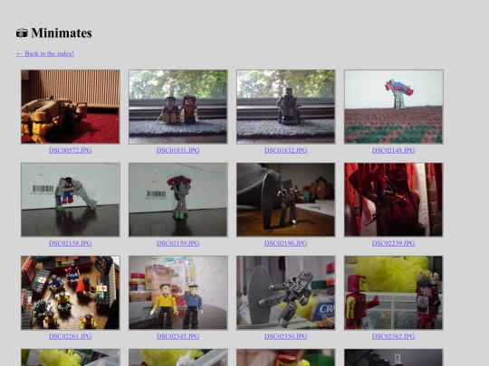childhood pics/minimates screenshot