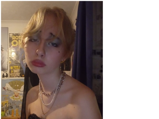 info/makeup-sad screenshot