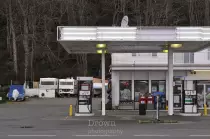 images/large/big_rock/big_rock_gas_station.jpg