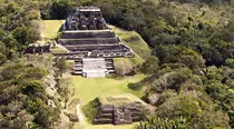 imagenes/Xunantunich Maya Ruin 2-l.jpg